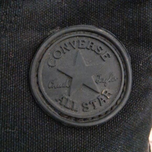 Converse Boys 3S121 Chuck Taylor All Star Hi Core Sneakers Black Size 2 - Picture 3 of 4